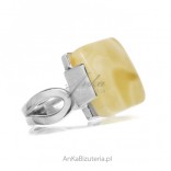 Silver ring with yellow amber, size adjustable