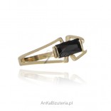 Gold-plated silver ring with black zircon