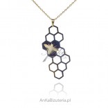 Silver, gold-plated BEE pendant on a Honeycomb with titanium