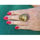 Niezwykły pierścionek srebrny z pięknym zielono - białym naturalnym  bursztynem