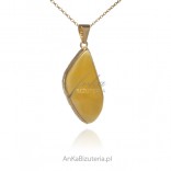 Jewelery mastery - Beautiful gold-plated silver pendant with yellow amber