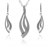 An elegant set of satin and rhodium-plated silver jewelry