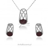A set of silver jewelry with cherry amber PARIS