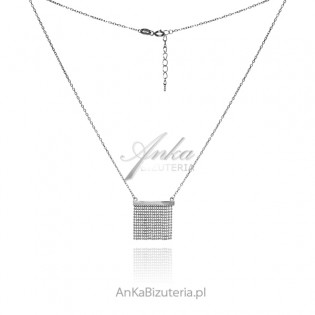 Naszyjnik srebrny z wiszącymi łańcuszkami