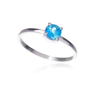 Elegancki subtelny pierścionek srebrny z niebieskim topazem