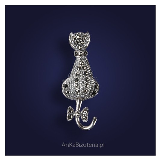 Broszka srebrna-biżuteria z markazytami "zadumany kotek".
