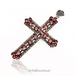 Pendant - beautiful silver cross with marcasites and grenades.