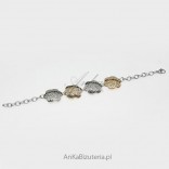 Stainless steel jewelry - geometric pattern bracelet - flowers.