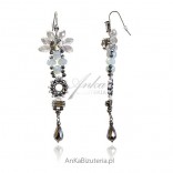 Long earrings made of crystals