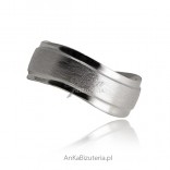 Silver rhodium plated diamond ring. Jewelry for couples